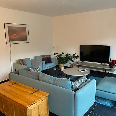 Woning Met 4 Slaapkamers *